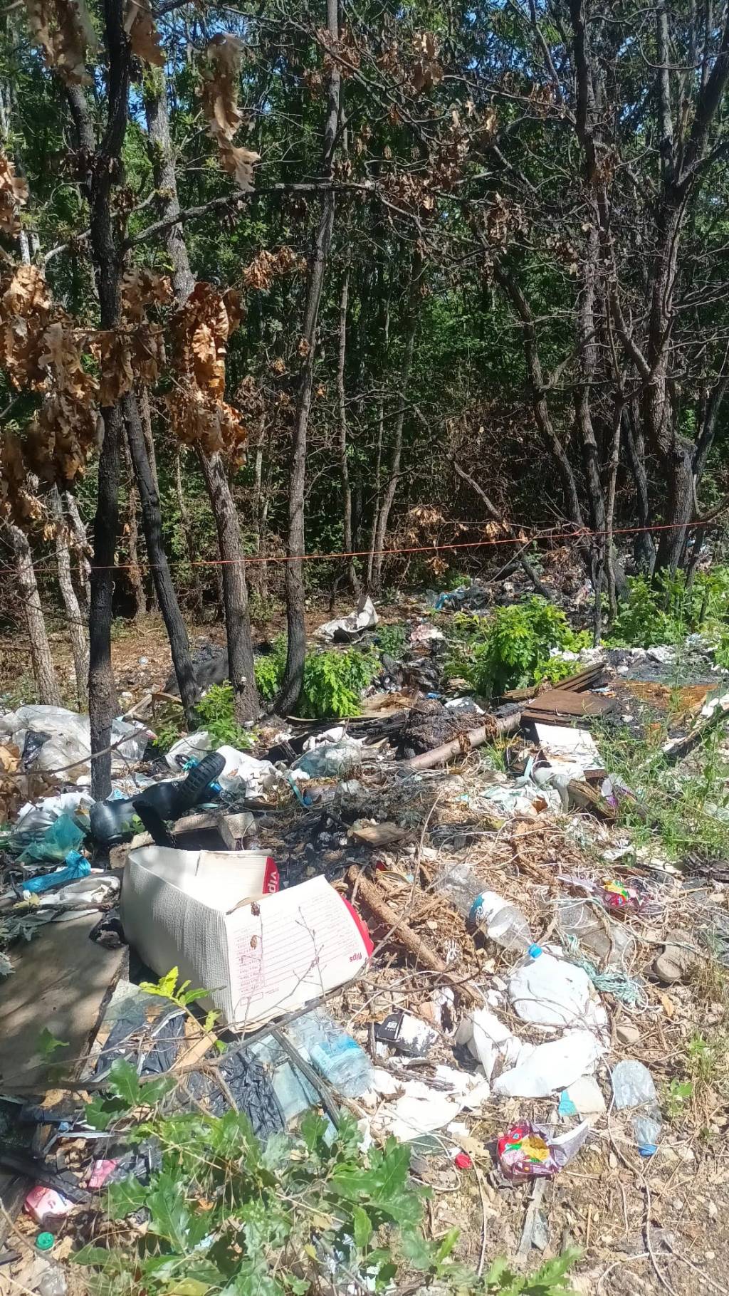 Deponi ilegale e mbeturinave në fshatin&nbsp;Kozhicë